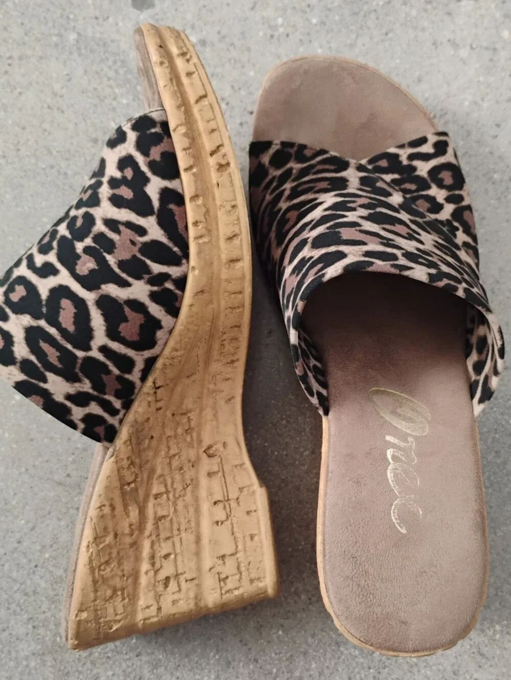 Onex Leopard-Print Cork Wedge Slides - Black, Brown & Tan